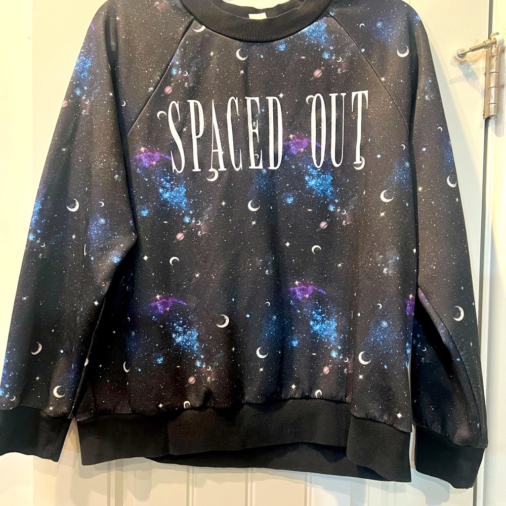 Divided H&M Spaced Out Sweatshirt